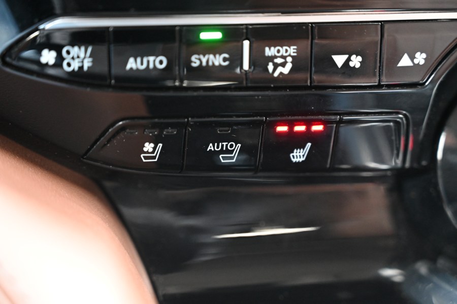 2022 Acura MDX SH-AWD w/Advance Package photo
