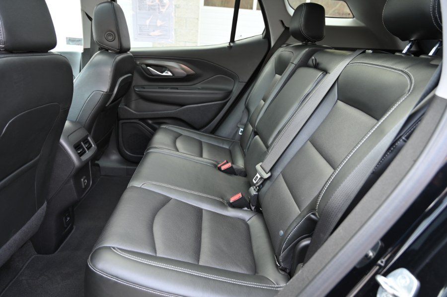 2022 GMC Terrain SLT Elevation Package photo