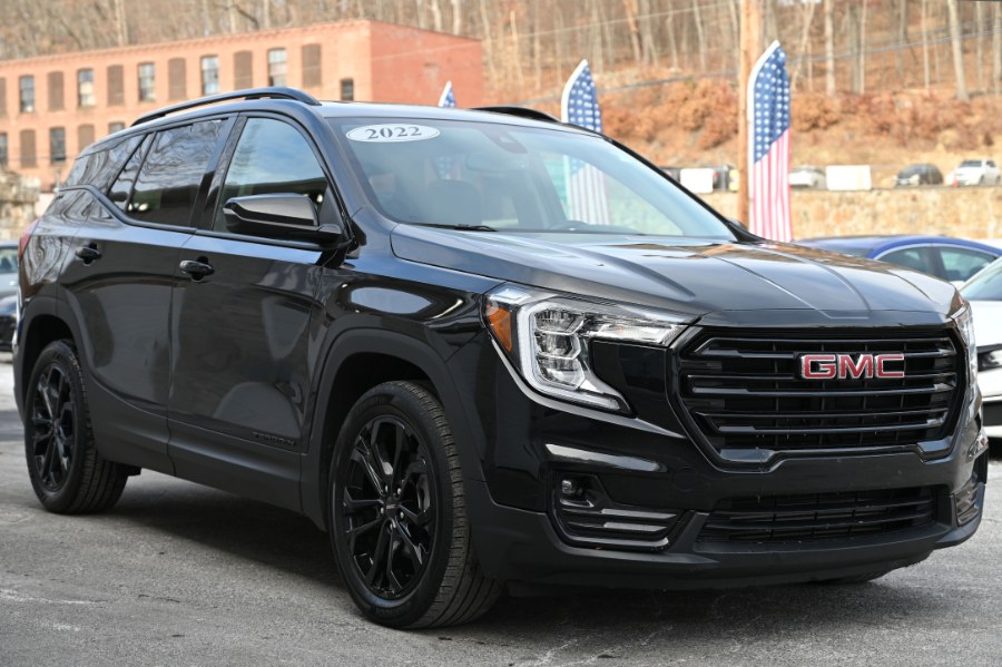 2022 GMC Terrain SLT Elevation Package photo