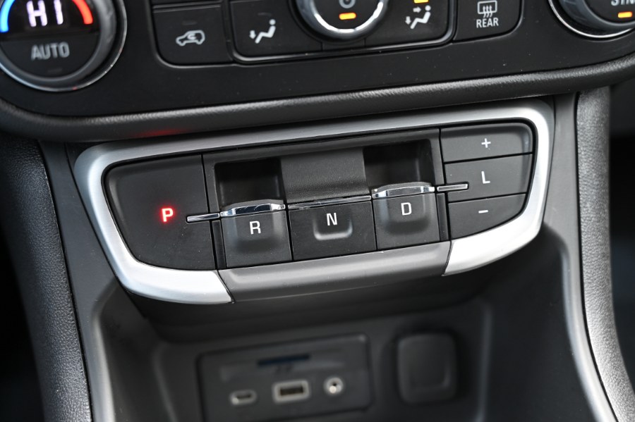 2022 GMC Terrain SLT Elevation Package photo