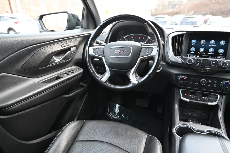 2022 GMC Terrain SLT Elevation Package photo