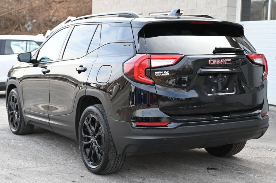 2022 GMC Terrain SLT Elevation Package photo