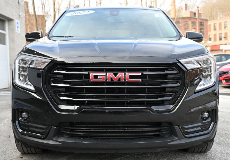 2022 GMC Terrain SLT Elevation Package photo