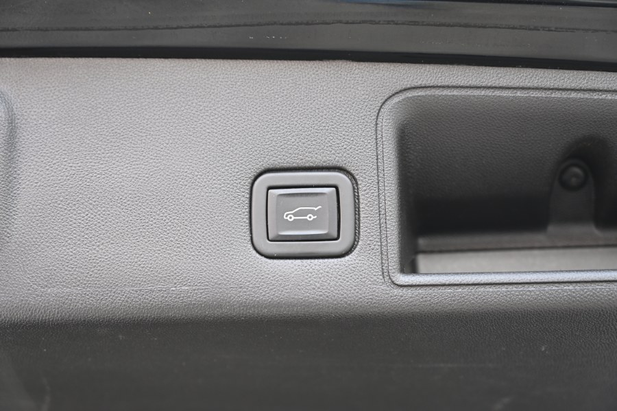 2022 GMC Terrain SLT Elevation Package photo