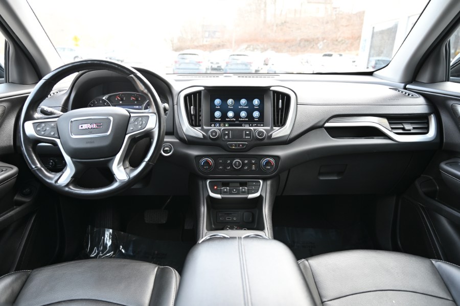 2022 GMC Terrain SLT Elevation Package photo