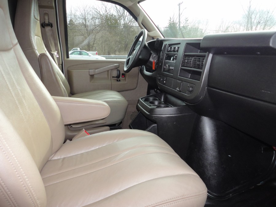 2017 Chevrolet Express Cargo Van RWD 2500 135