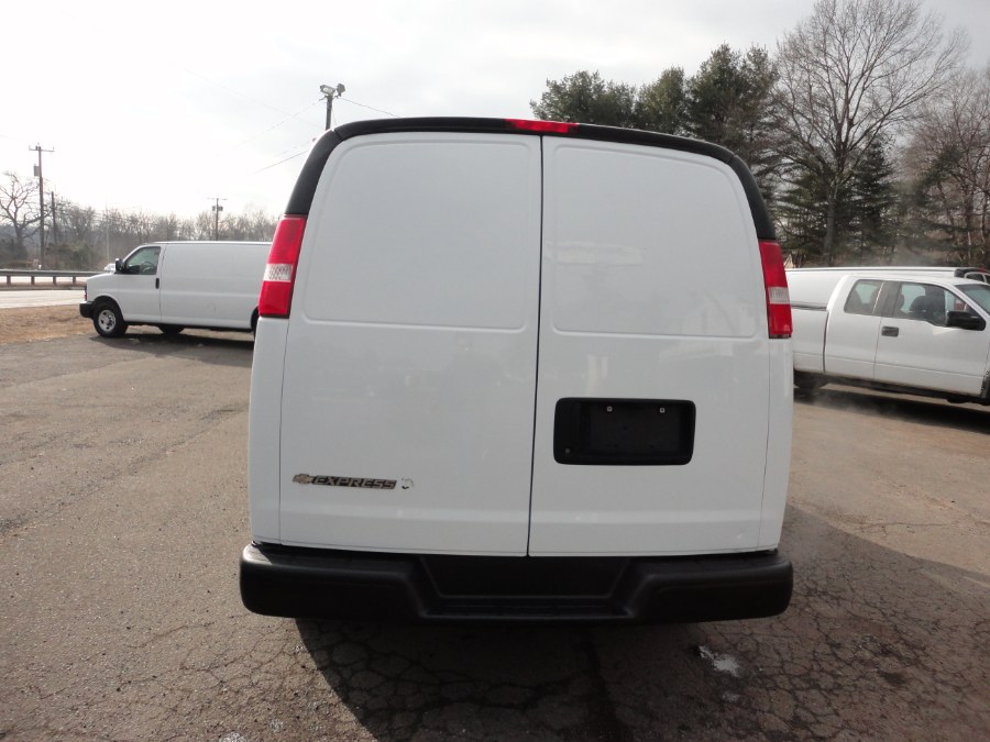 2017 Chevrolet Express Cargo Van RWD 2500 135