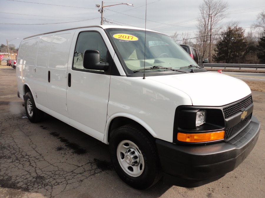 2017 Chevrolet Express Cargo Van RWD 2500 135