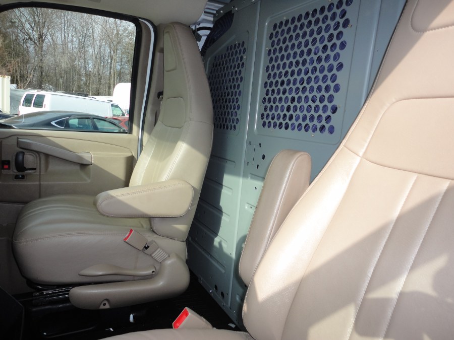 2017 Chevrolet Express Cargo Van RWD 2500 135