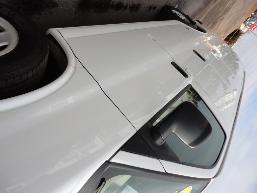 2017 Chevrolet Express Cargo Van RWD 2500 135