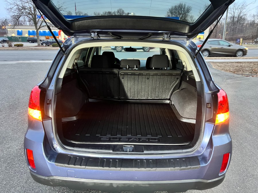 2014 Subaru Outback 2.5i Premium photo