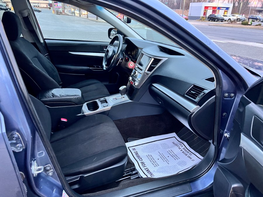 2014 Subaru Outback 2.5i Premium photo