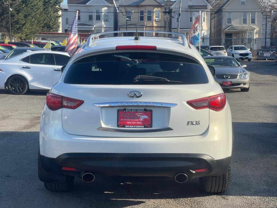 2010 Infiniti FX35 photo