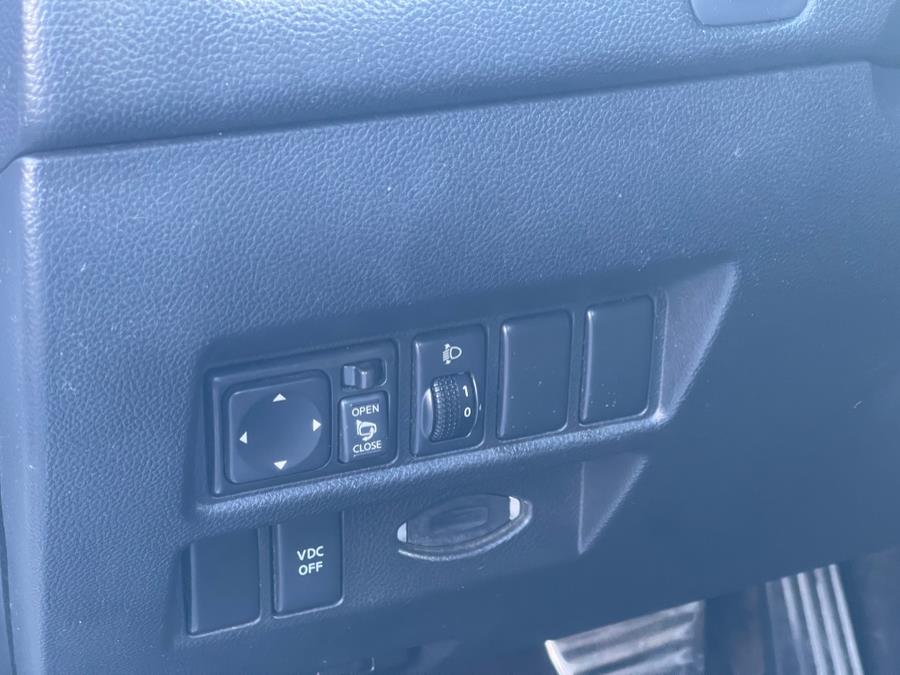 2010 Infiniti FX35 photo