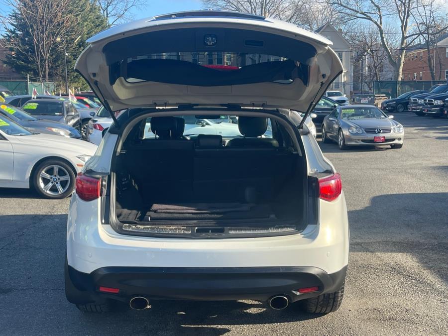 2010 Infiniti FX35 photo