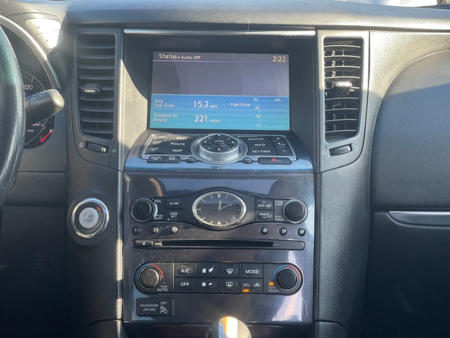 2010 Infiniti FX35 photo