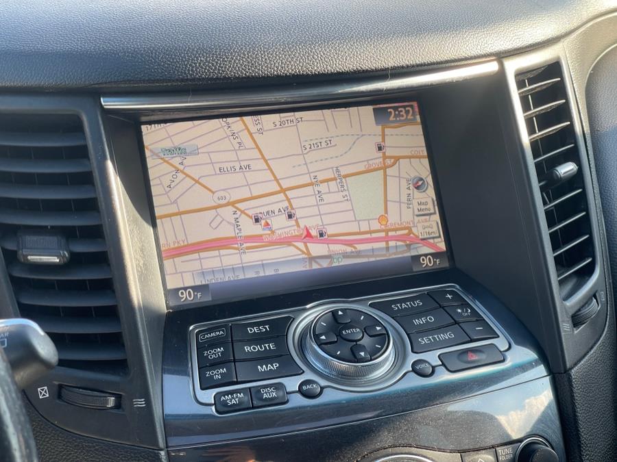 2010 Infiniti FX35 photo