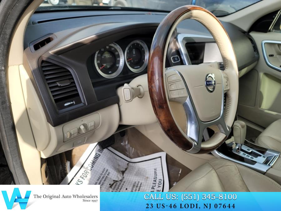 2012 Volvo XC60 T6 photo