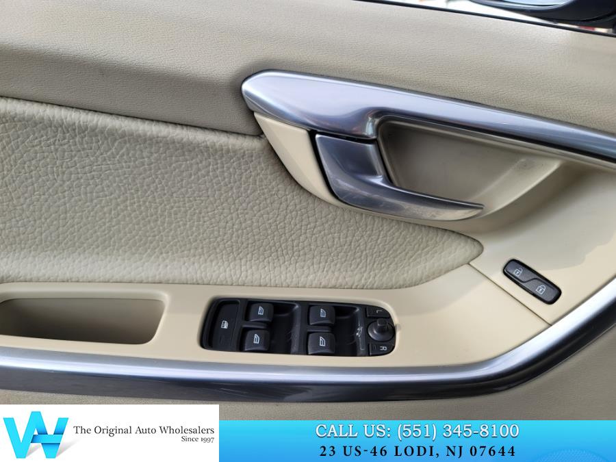 2012 Volvo XC60 T6 photo