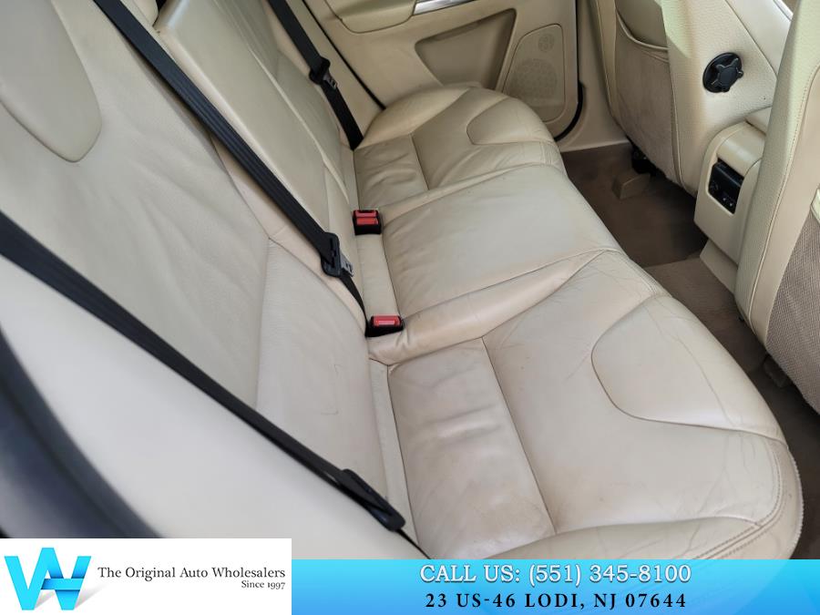 2012 Volvo XC60 T6 photo