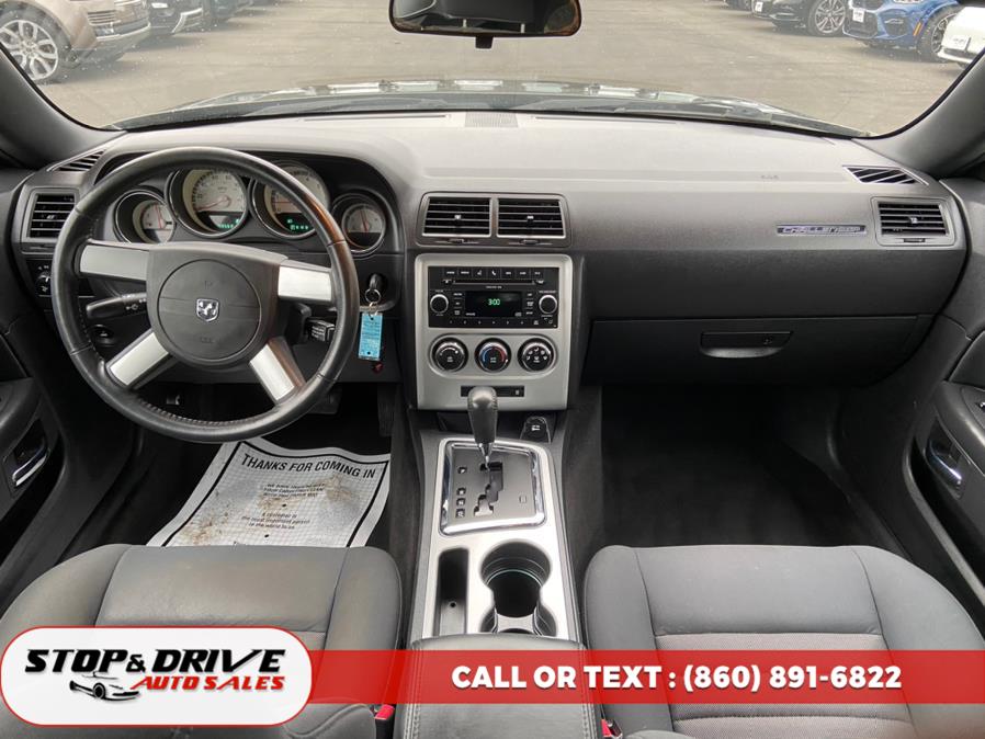 2010 Dodge Challenger SE photo