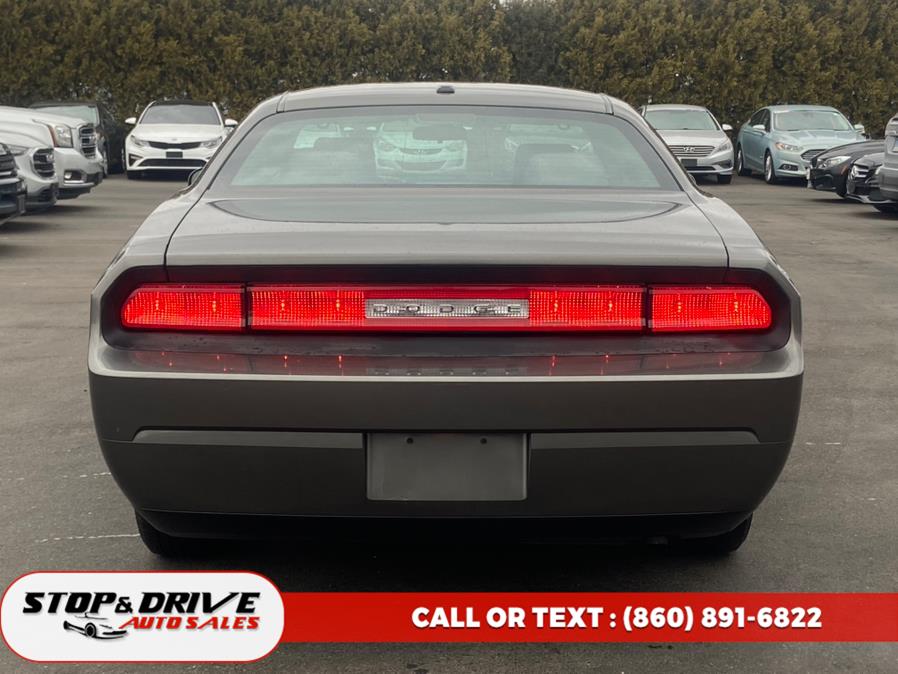 2010 Dodge Challenger SE photo