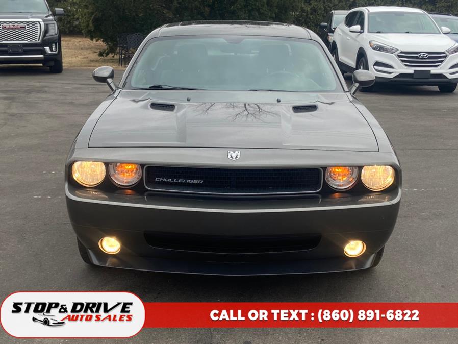 2010 Dodge Challenger SE photo