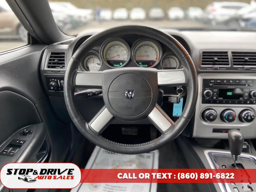 2010 Dodge Challenger SE photo