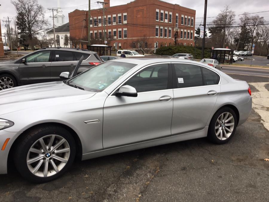 2014 BMW 5-Series 535xiAWD photo