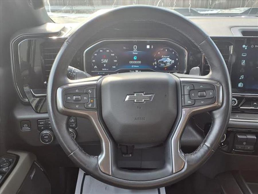 2023 Chevrolet Silverado 1500 ZR2 photo