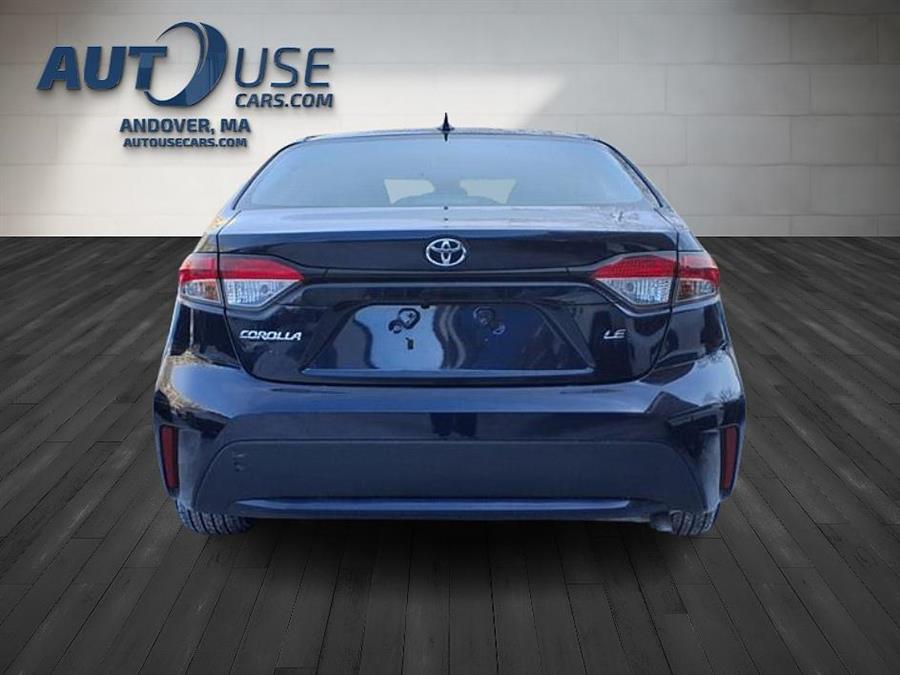 2021 Toyota Corolla LE photo
