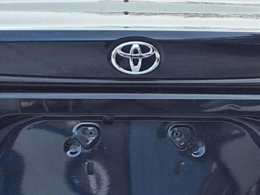 2021 Toyota Corolla LE photo