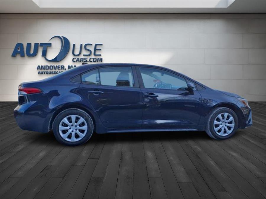 2021 Toyota Corolla LE photo