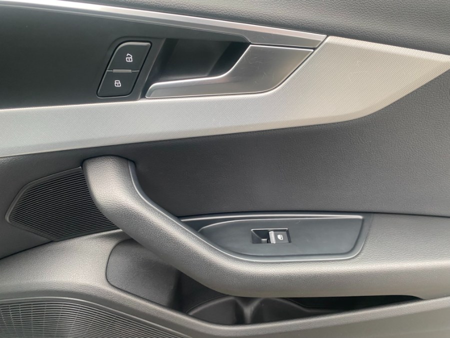 2018 Audi A4 2.0 TFSI Premium Plus S Tronic photo