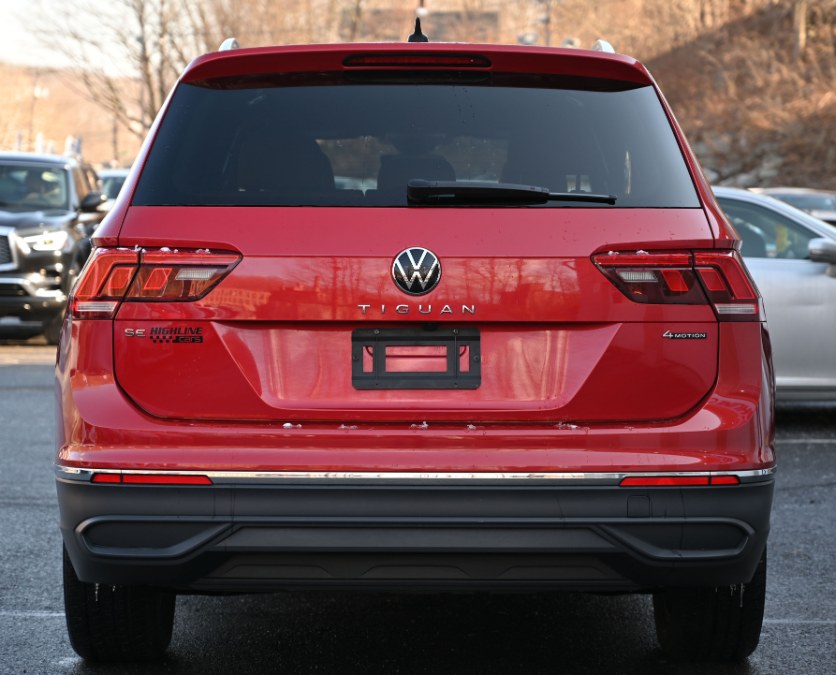 2022 Volkswagen Tiguan 2.0T SE 4MOTION photo