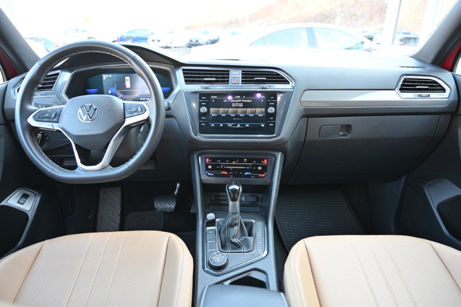 2022 Volkswagen Tiguan 2.0T SE 4MOTION photo