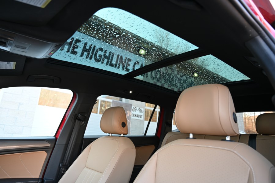 2022 Volkswagen Tiguan 2.0T SE 4MOTION photo