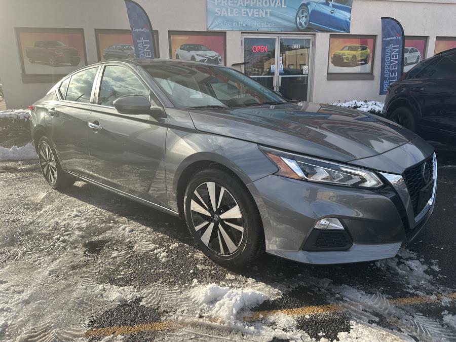 2022 Nissan Altima 2.5 SV photo