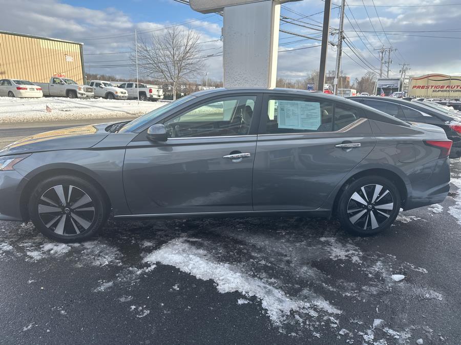 2022 Nissan Altima 2.5 SV photo