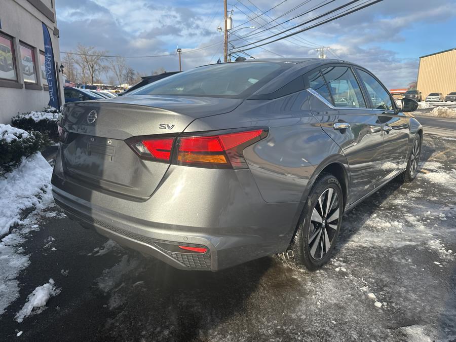 2022 Nissan Altima 2.5 SV photo