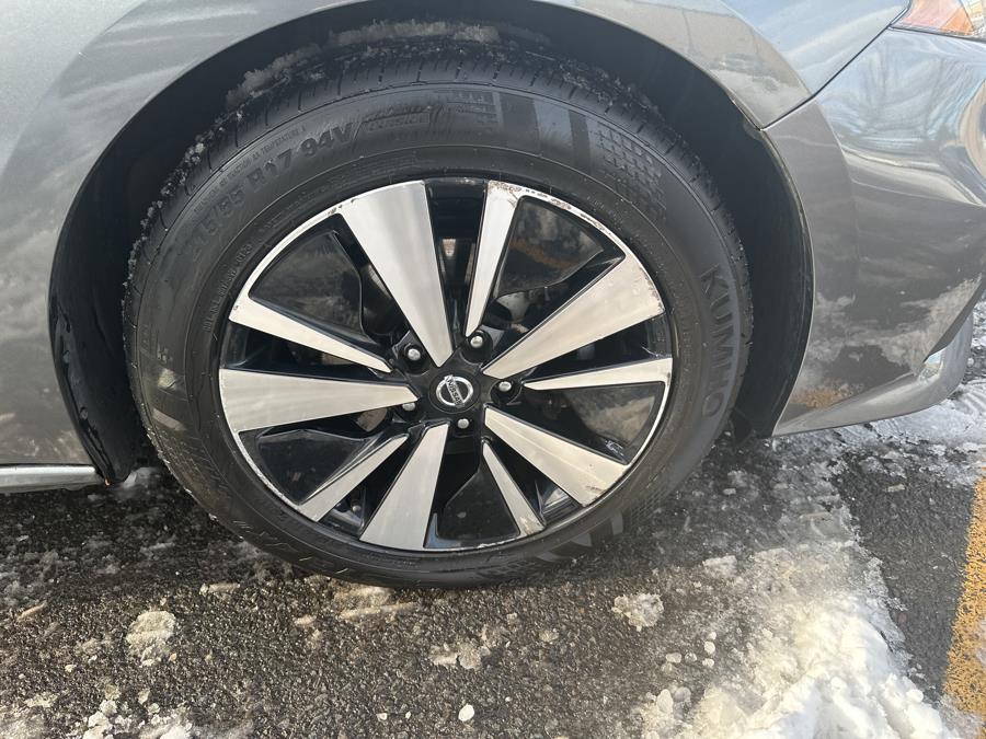2022 Nissan Altima 2.5 SV photo