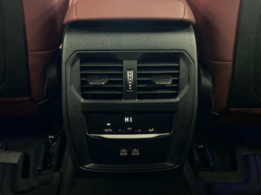 2022 BMW 3-Series 330i xDrive Sedan North Americ photo