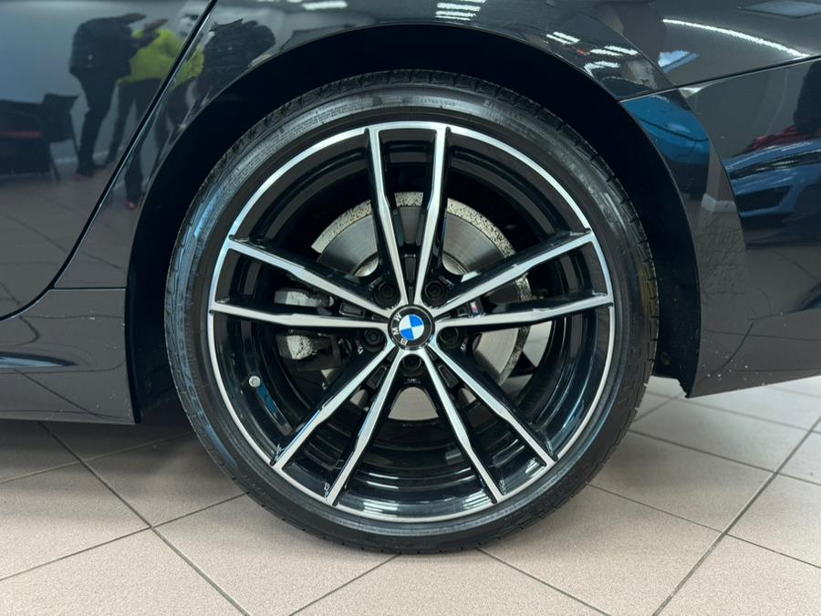 2022 BMW 3-Series 330i xDrive Sedan North Americ photo