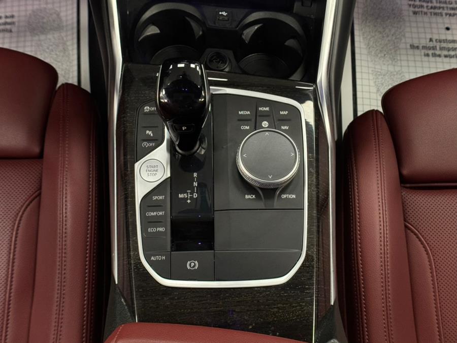 2022 BMW 3-Series 330i xDrive Sedan North Americ photo