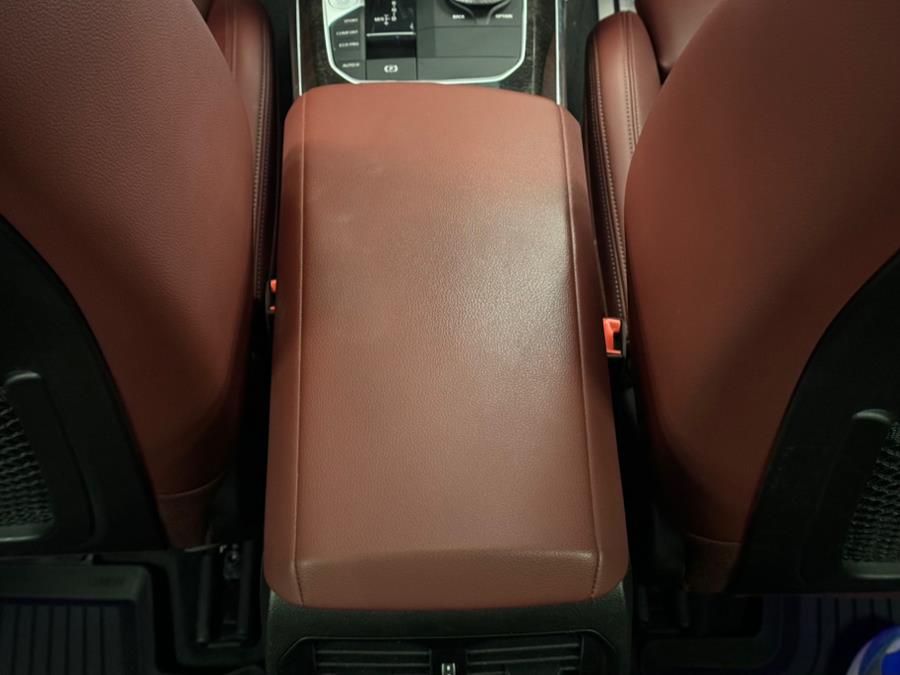 2022 BMW 3-Series 330i xDrive Sedan North Americ photo