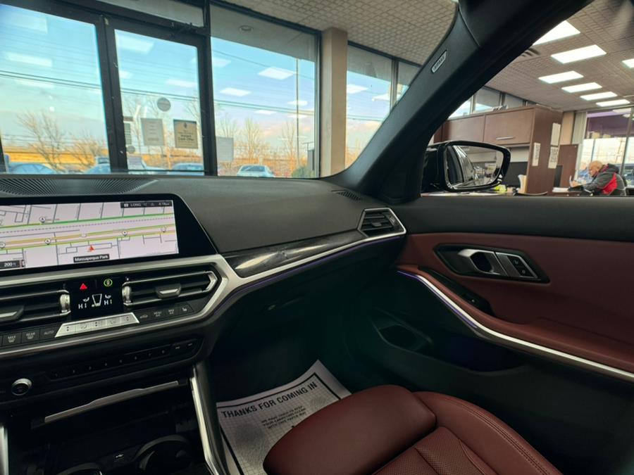 2022 BMW 3-Series 330i xDrive Sedan North Americ photo