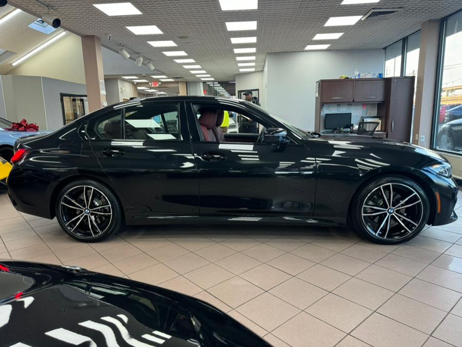2022 BMW 3-Series 330i xDrive Sedan North Americ photo