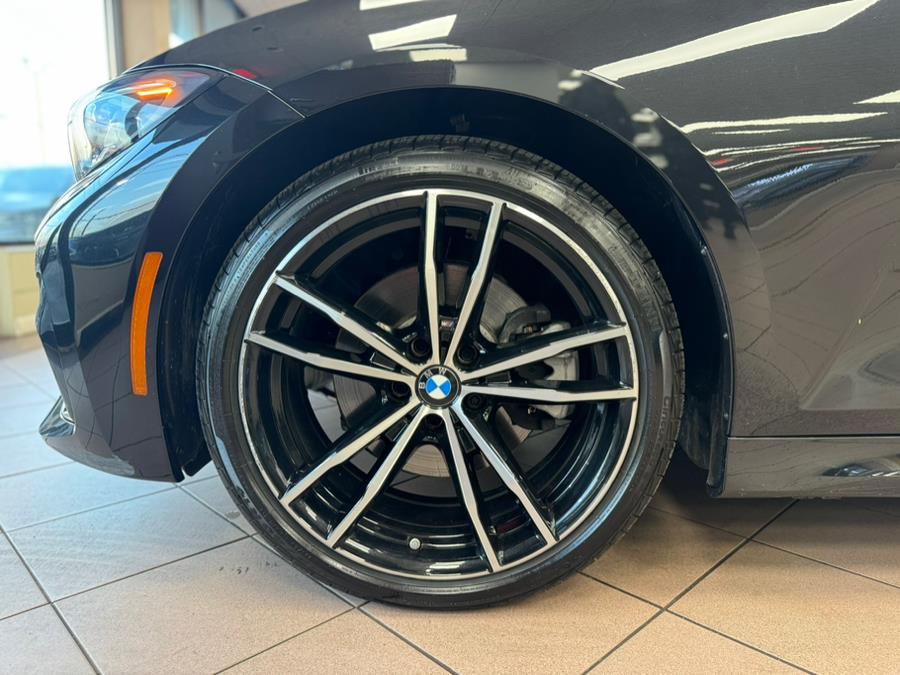 2022 BMW 3-Series 330i xDrive Sedan North Americ photo