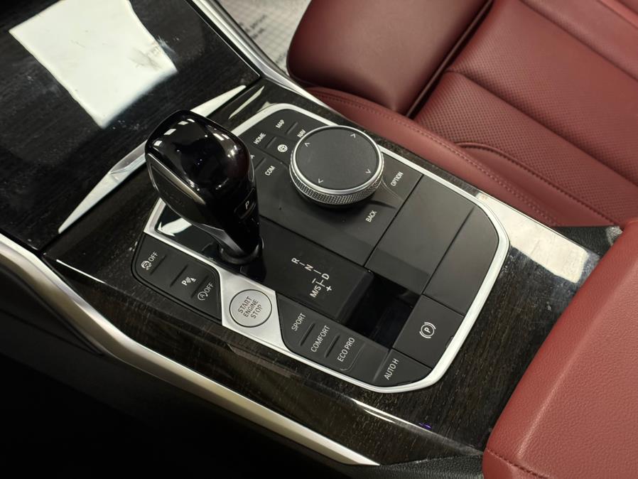 2022 BMW 3-Series 330i xDrive Sedan North Americ photo
