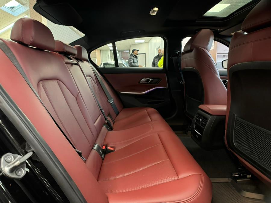 2022 BMW 3-Series 330i xDrive Sedan North Americ photo